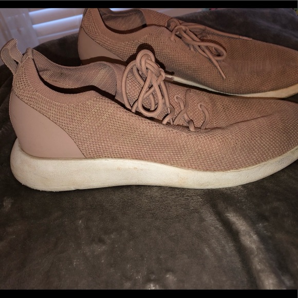 ALDO Camera Sneaker - Picture 2 of 4